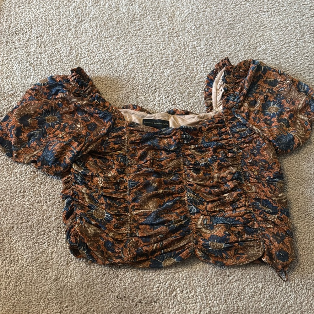 Women’s House of Harlow crop top